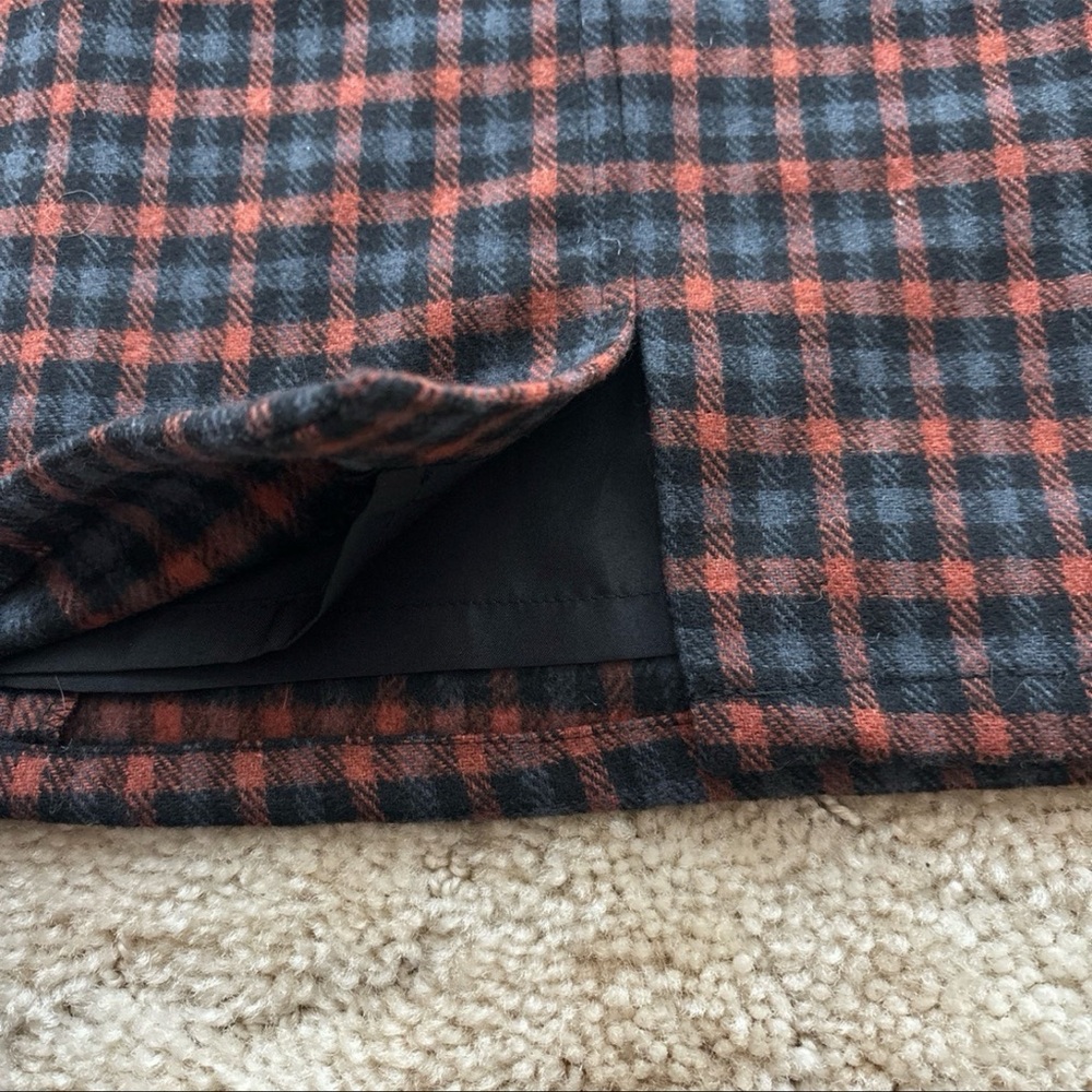 LOFT Plaid Pocket Mini Skirt - Picture 3 of 12